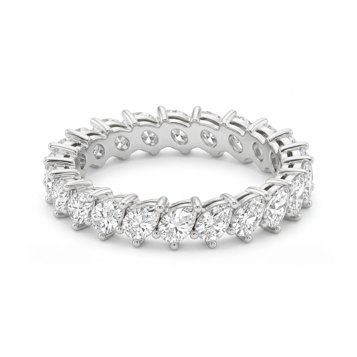 Laurel - Bague tour complet en moissanite taille poire avec pierres inclinées