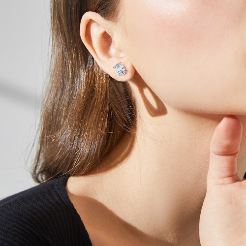 Ovalis – Puces d’oreilles en moissanite ovale