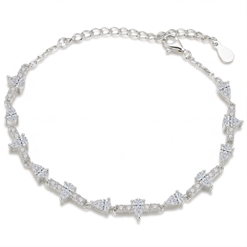 Perlette - Bracelet en moissanite taille poire à la symétrie élégante