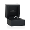 Aurora - Bague en moissanite avec pierres latérales minimalistes
