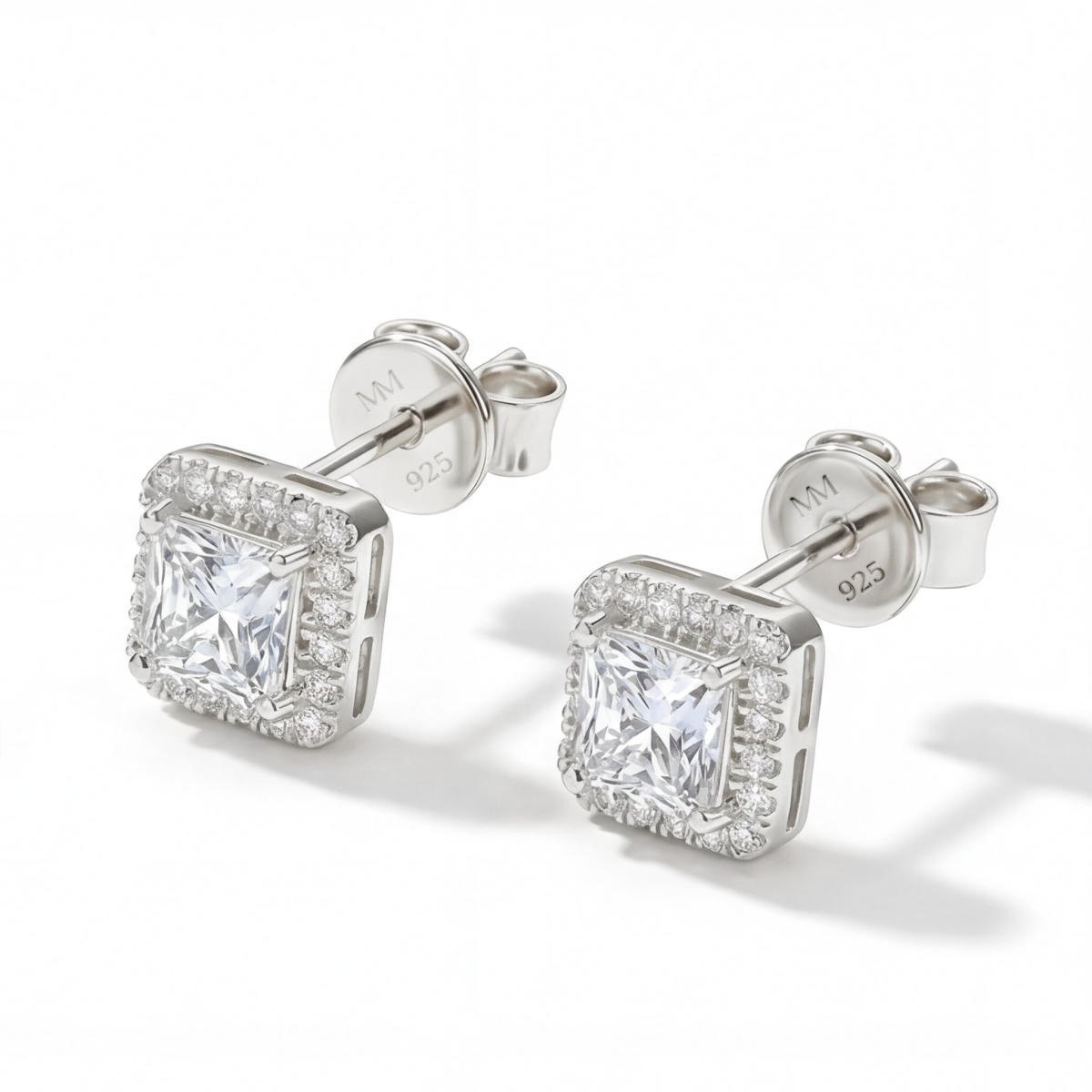 Tetrona - Puces d’oreilles en moissanite taille Asscher avec serti halo