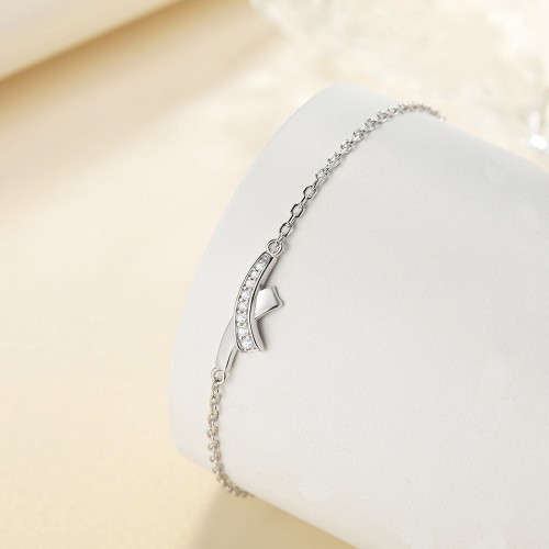 Halcyon - Bracelet avec motif croissant en moissanite et serti pavé
