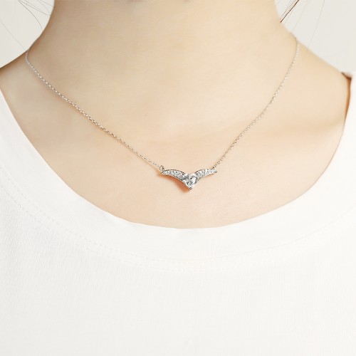 Vaneza - Collier élégant en moissanite en forme de V avec détails en serti pavé