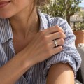 Constella - Bague de fiançailles en moissanite ovale avec pierres latérales disséminées